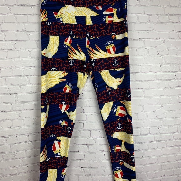 ⚓️LIMITED Americana SOFT Tall & Curvy Leggings - Picture 3 of 8